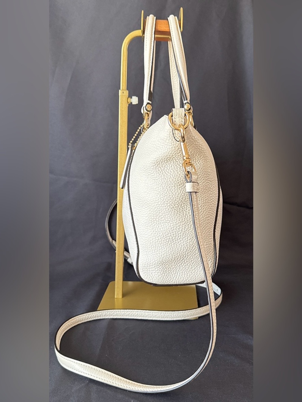 Coach Prairie Satchel Chalk White Pebbled Leather With Red Cherry Charm - Picture 4 of 13